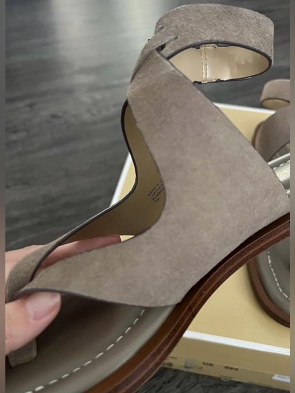 Michael Kors birch Irene Sandals 7 - Picture 13 of 14